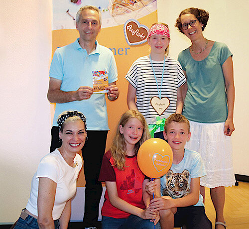 Puchheimer Volksfest AUFTAKT 2024 –  Siegerin des Ballonflug-Wettbewerbs