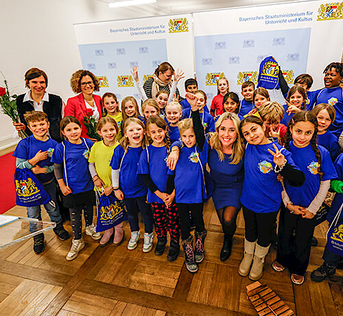 Grundschule Puchheim-Süd mit dem Schulprofil „Inklusion“ ausgezeichnet