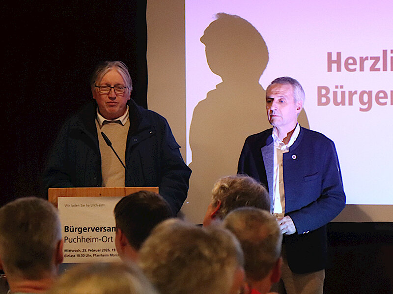 Pfarrer Stefan Menzel und Erster Bürgermeister Norbert Seidl bei der Begrüßung