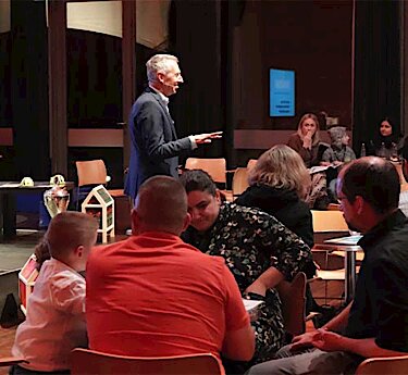  Erster Bürgermeister Norbert Seidl mit Gästen 